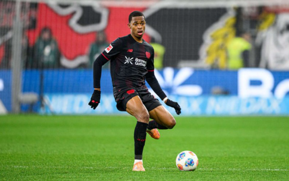 爱游戏网页版-利物浦对阵勒沃库森