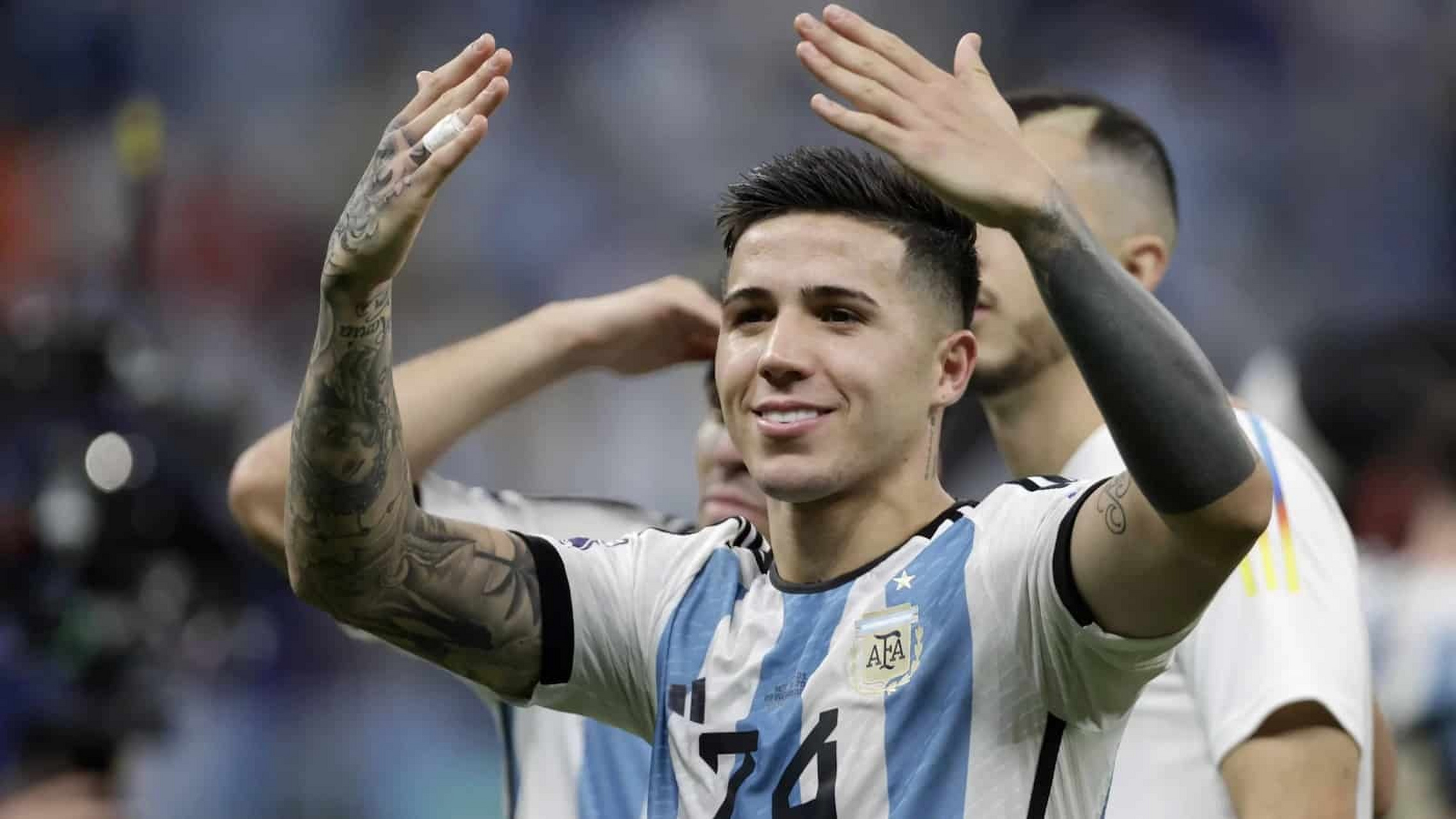 爱游戏在线-冲刺阶段罗马队长鼓劲加时末段本菲卡止住颓势之后,信心回归