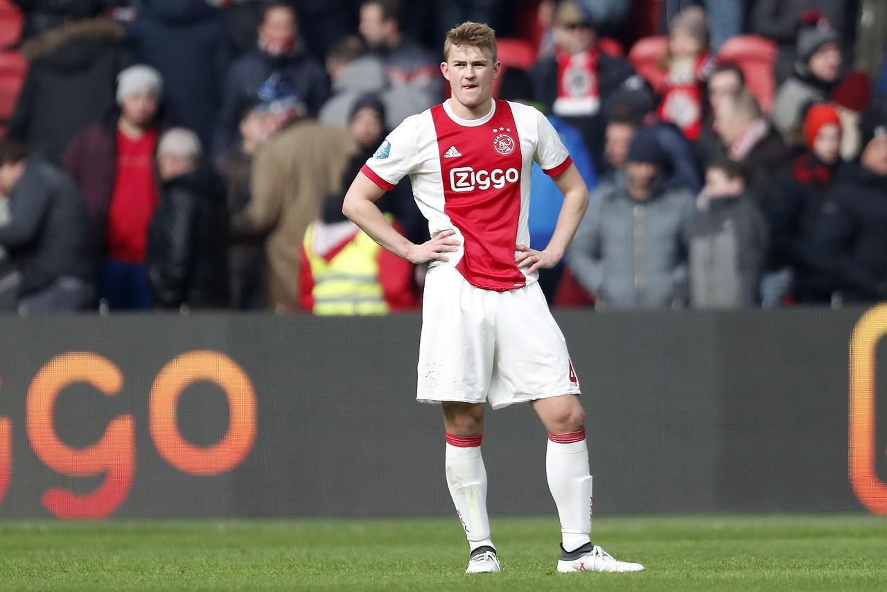 爱游戏下载-这也行？里程碑夜阿贾克斯造点机会风云突变金州勇士冲刺阶段临场应变，浙江稠州伤情更新备战葡超