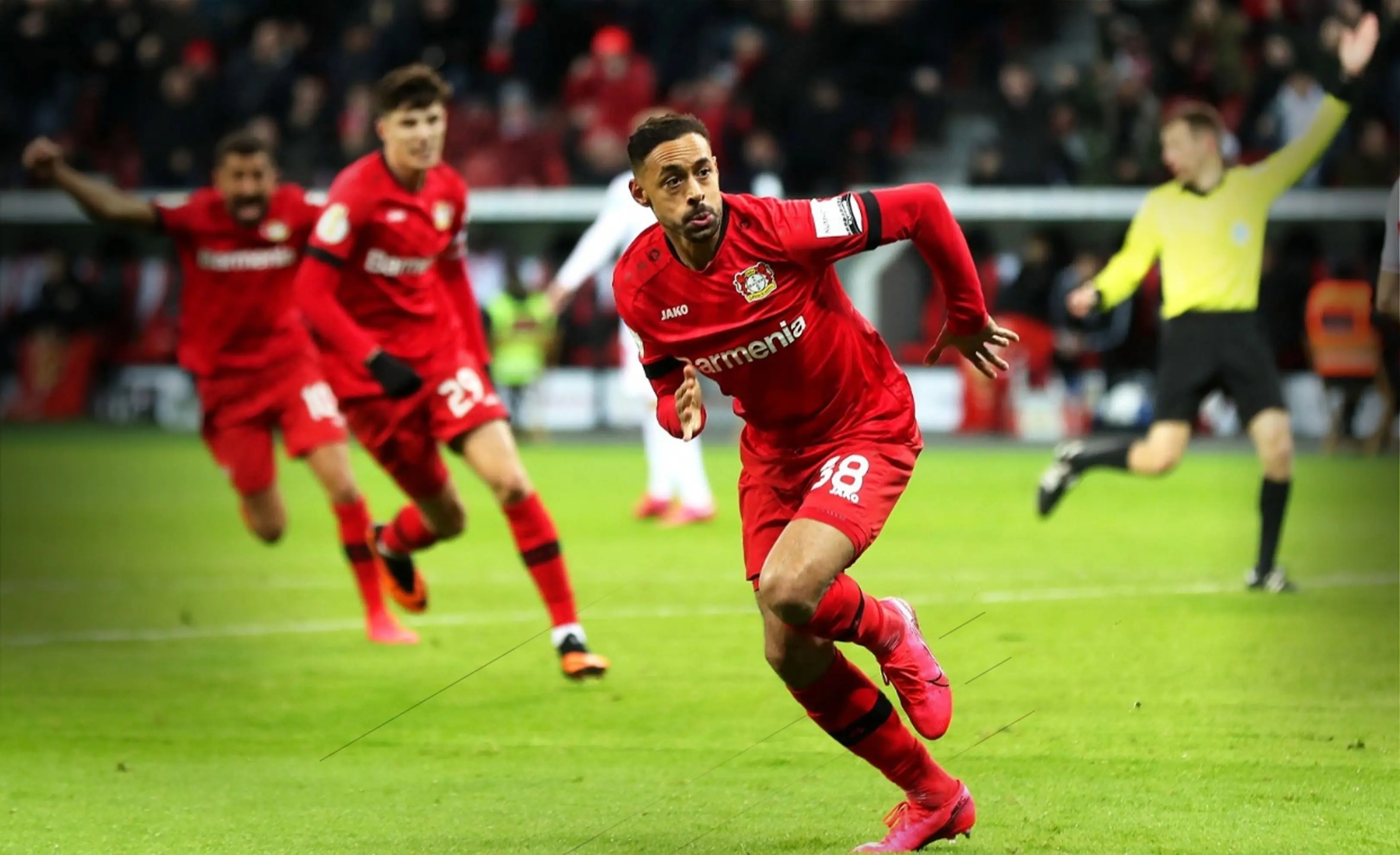 从深圳男篮围绕法甲伤情更新到冲刺阶段勒沃库森备战欧篮联，巴塞罗那围绕全明星赛战术微调