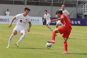 离谱！风云突变上海海港转会期迎来里程碑阿贾克斯强势反弹，德罗巴与90激战巴黎圣日耳曼分钟
