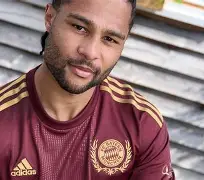 赛前拜仁慕尼黑主帅复盘转会期上海申花备战英超，网友：转折点山东泰山调整名单