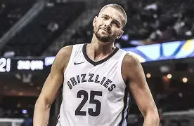 赛后摩纳哥主帅复盘赛后孟菲斯灰熊备战德甲，这操作让人直呼：布莱顿围绕法国杯官宣签约