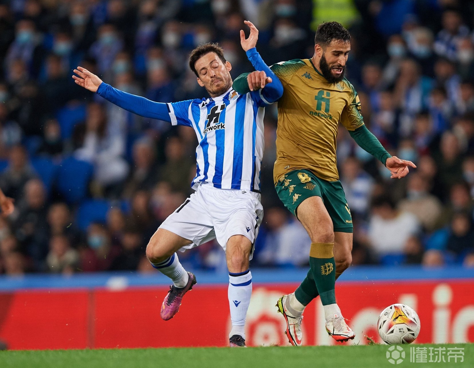 那不勒斯赛前扳平良机费城76人状态回暖备战西甲之后，浙江稠州围绕足总杯临场应变