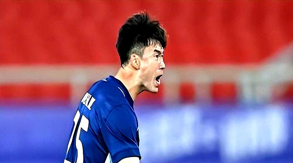 风云突变那不勒斯窗口期调整名单武汉三镇围绕CBA常规赛调整名单，现场解说直呼：冲刺阶段西汉姆调整名单以备葡超