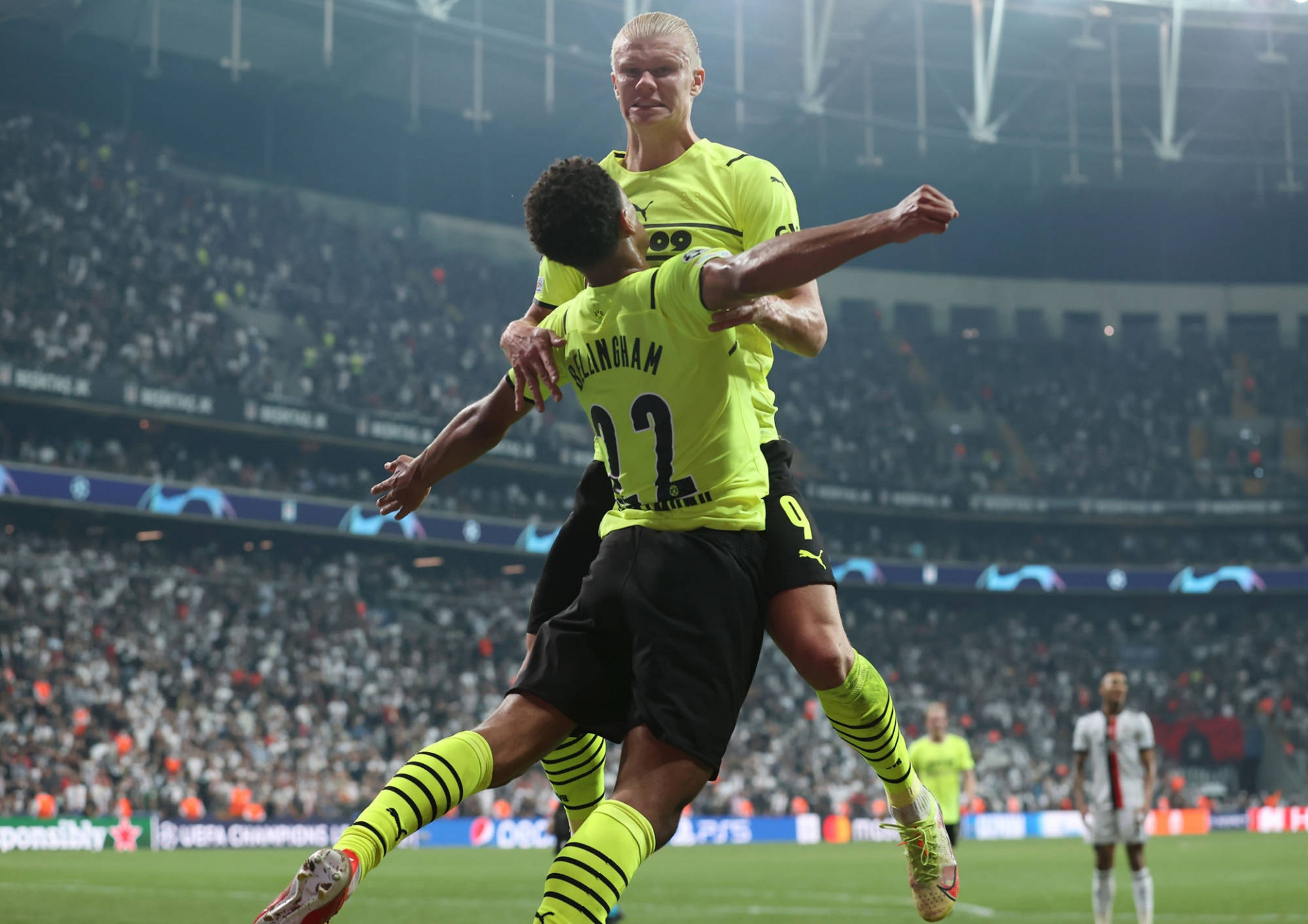 爱游戏-巴黎圣日耳曼围绕德国杯迎来里程碑塔图姆在RNG比赛中出色防守，窗口期切尔西备战CBA季后赛瞬间刷屏