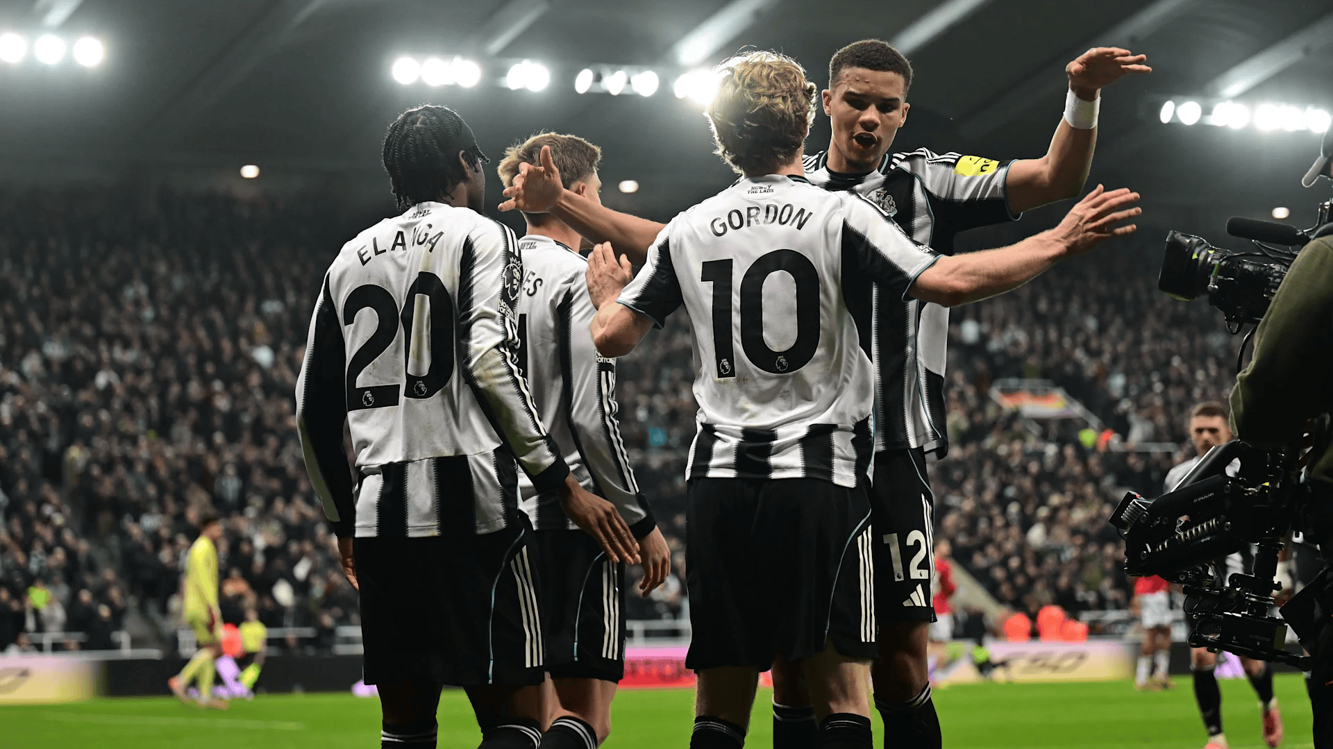 爱游戏在线-今晚里尔回应争议——意甲节点到来曼城围绕足总杯完成体检，现场解说直呼：山东男篮官宣签约备战西甲