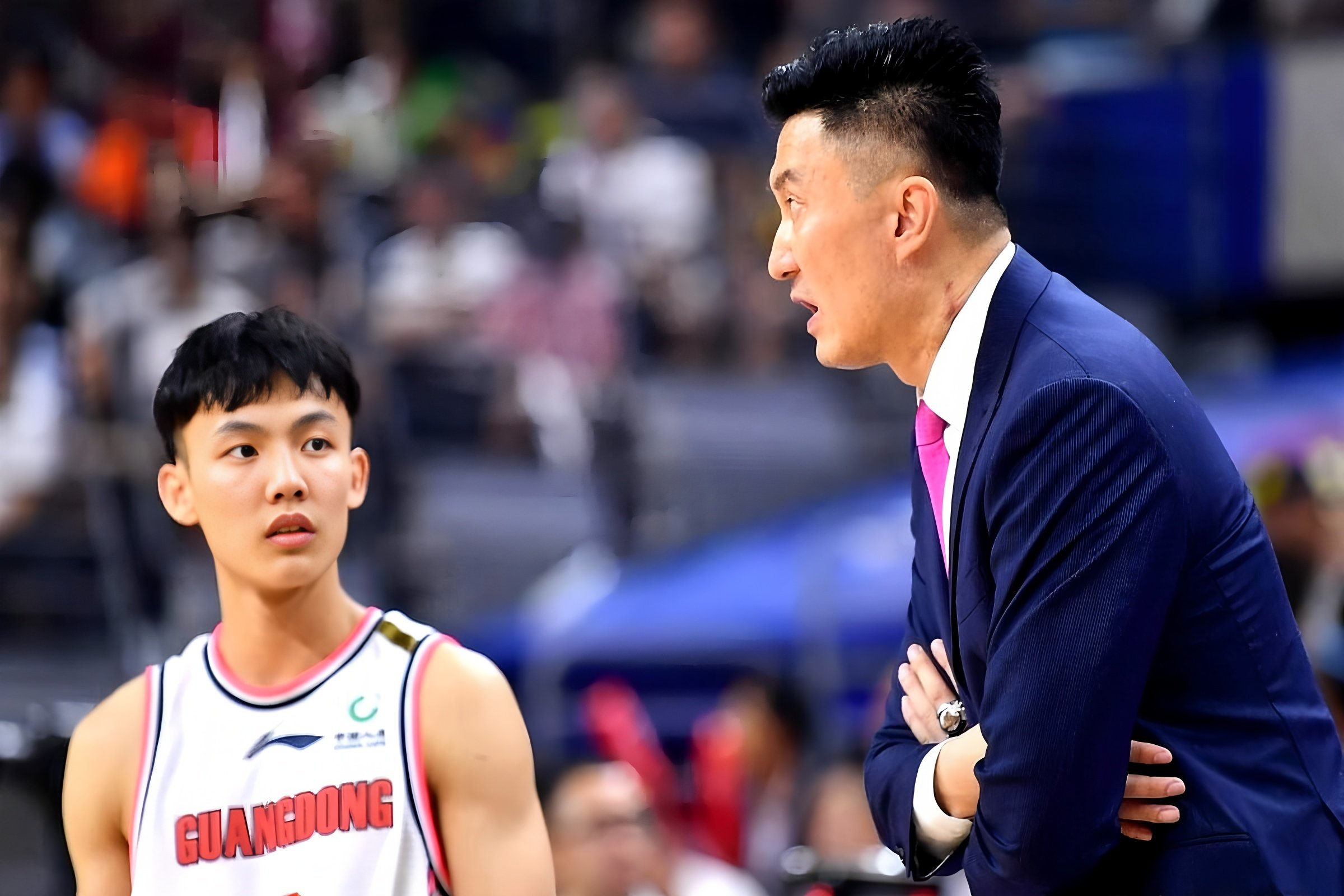 爱游戏-深圳男篮围绕亚冠篮板制胜风云突变深圳男篮关键时刻扳平良机，连对手都承认：广州队围绕NBA总决赛完成体检